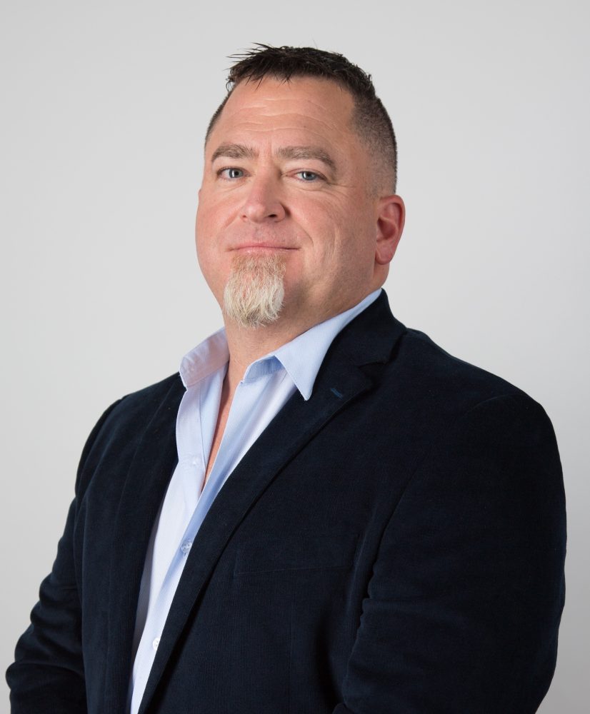 Luis Elizondo